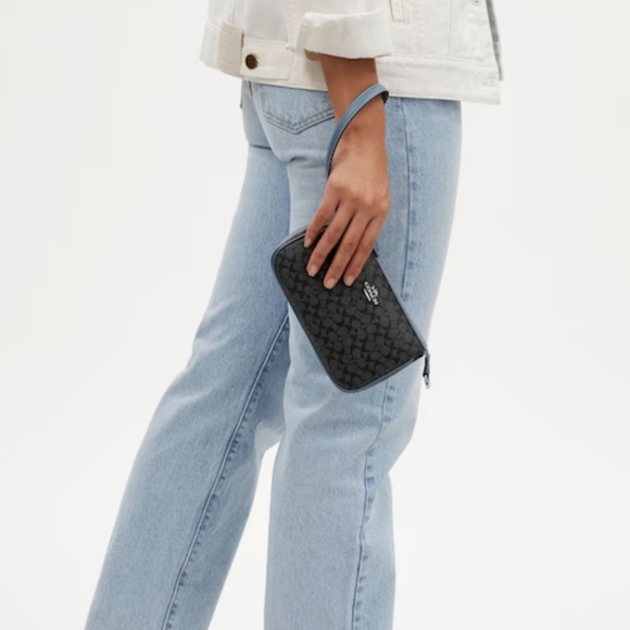 New! Nolita 19 In Colorblock Signature Canvas in Silver/Graphite/Light Mist - Picture 2 of 6